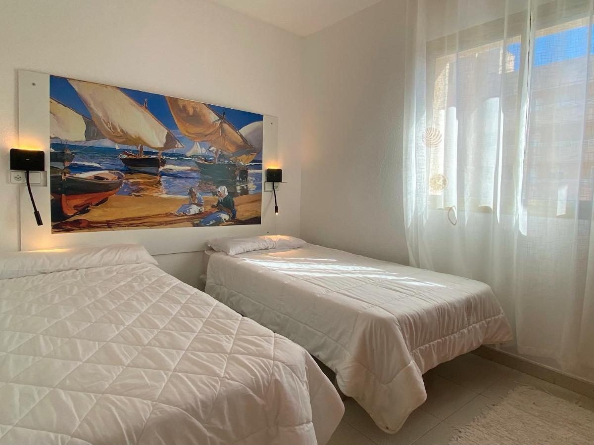 Sunrise Studio Sorolla, 150 M De La Playa Miami Playa Екстер'єр фото